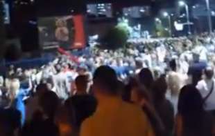 Blokade i protesti i večeras u više gradova Srbije: Užice opet pumpa svom snagom, studenti i zborovi skupljaju donacije