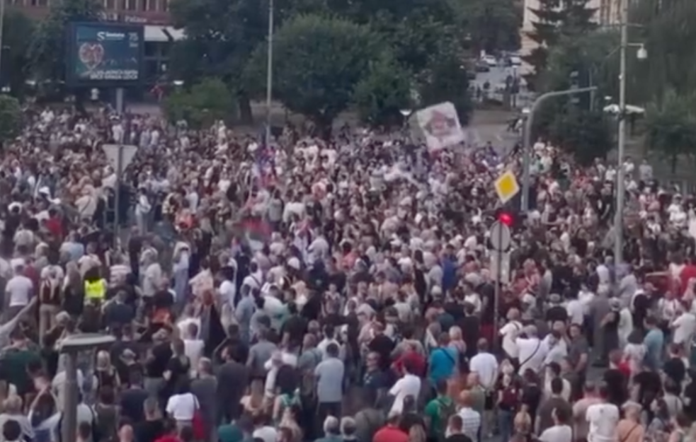 Uporni Užičani nastavljaju protest: Okupljanje danas u deset ispred suda