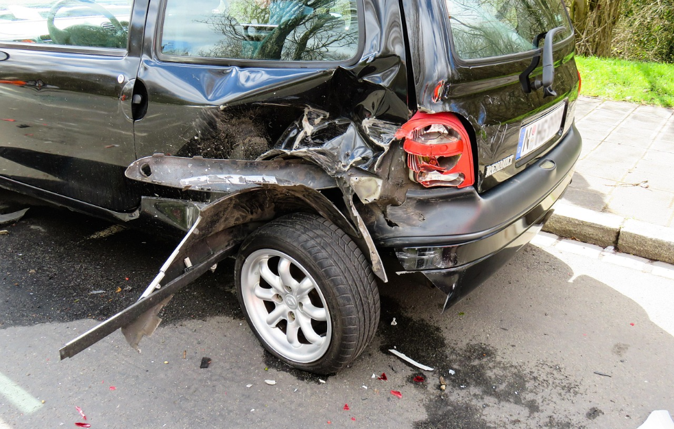 Da li imate pravo na naknadu štete, ako vam je auto oštećen tokom nevremena?