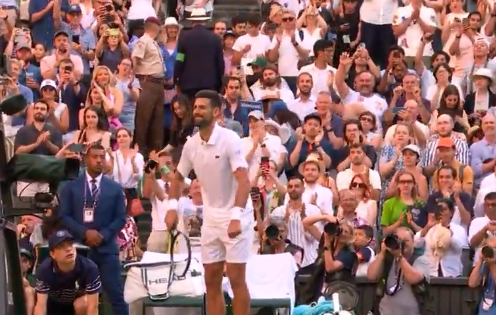Nole u polufinalu Viimbldona, slavio protiv Kobolija i pumpao! 