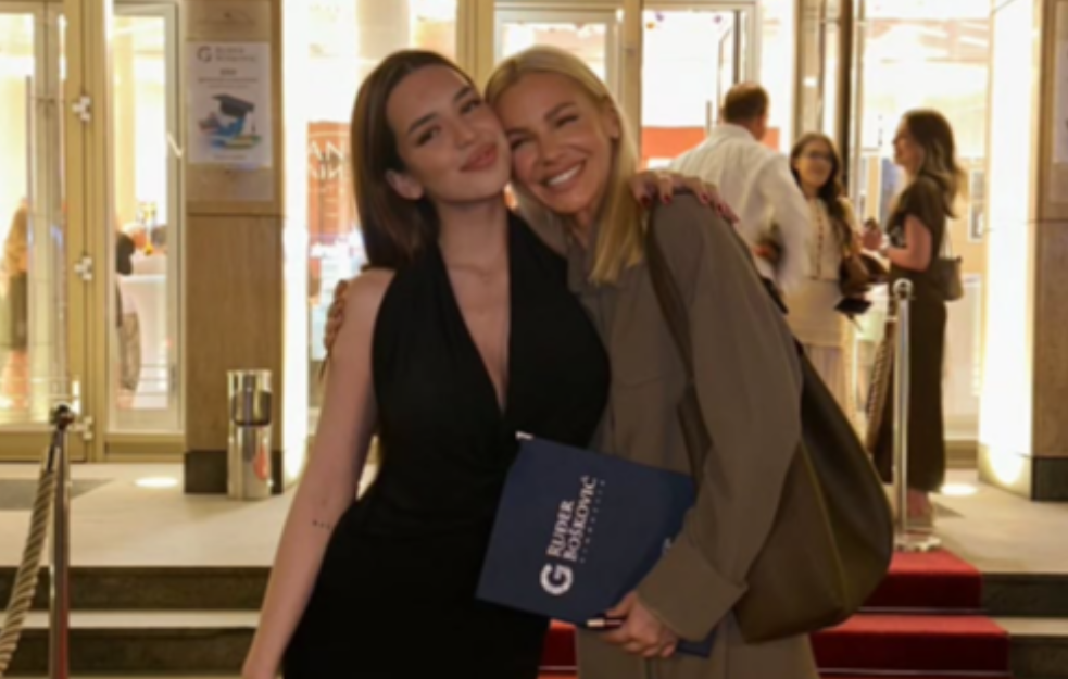 Hana Ikodinović odlučila da krene Natašinim stopama