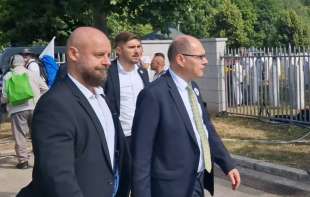Šmitovo obezbeđenje napravilo incident u Potočarima