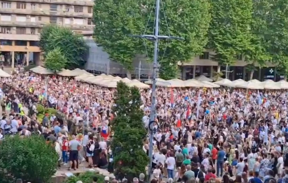 Veliki protest u Užicu, rektor Đokić poručio: „Moramo da istrajemo u borbi koju su studenti započeli“ (VIDEO)