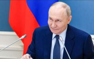 Putin: Deca su najveća sreća, mere za podsticanje nataliteta nedovoljne