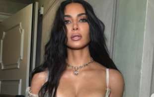 Kim Kardašijan se utegla u najtesniji korset ikada 