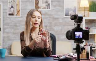 KONTENT KREATOR je jedno od najtraženijih zanimanja: „Samo da snimim nešto za TikTok“
