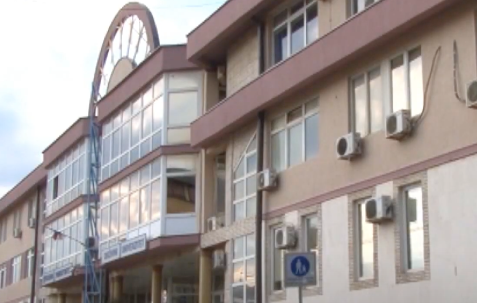 Zaposleni i uprava DUNP-a ušli u zgradu zbog opasnosti od hemijskog incidenta i požara     