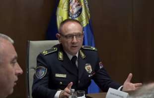 Direktor Vasiljević: Policija sprečila veće sukobe, ima povređenih i privedenih