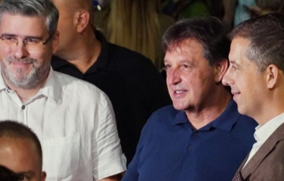 Ministri i političari SNS i SPS u Ćacilendu gledali Zvezdu