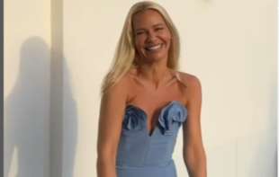 Nataša Bekvalac javno pokazala uvredljivu poruku koju je dobila! (FOTO)