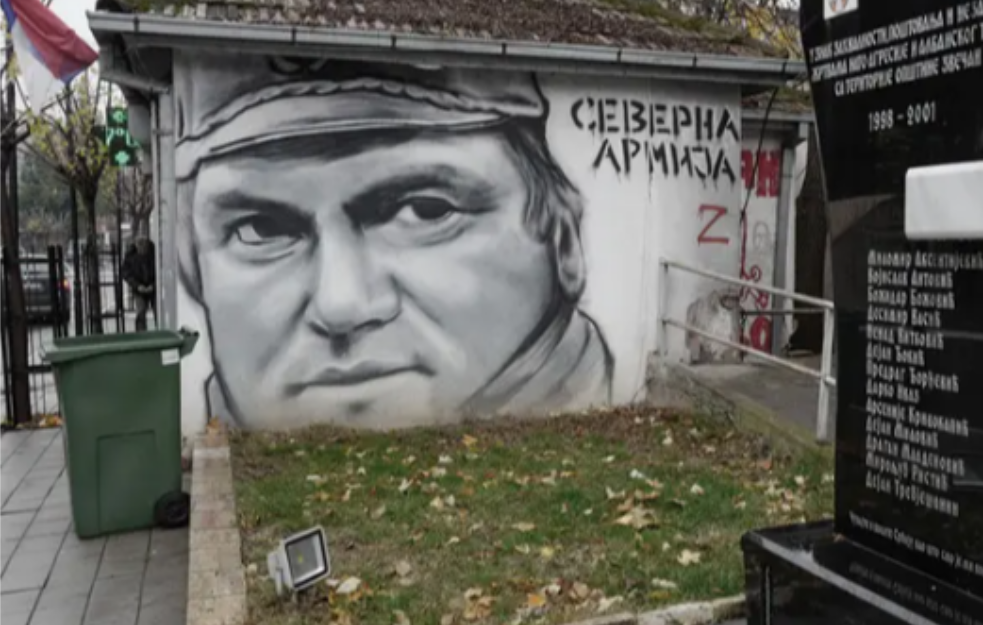 Albanci se plaše i slike Ratka Mladića, pa kreče murale i grafite