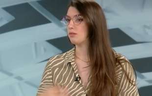 Studentkinja kojoj je policija razbila glavu i slomila zube: Tukli su me na zemlji, iz Hitne odbili da pruže pomoć
