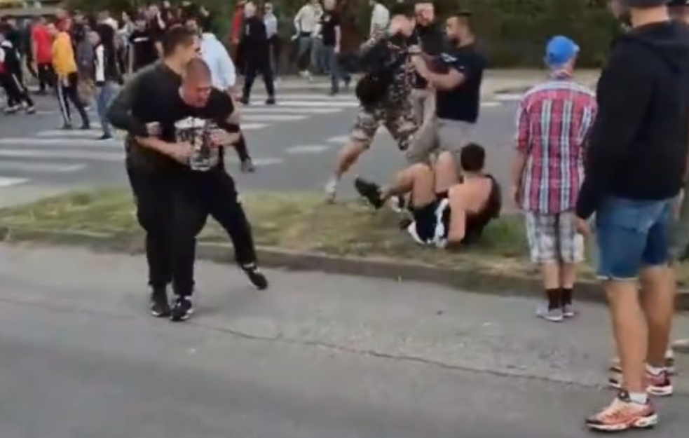 Sevnule pesnice: Naprednjaci se potukli među sobom na skupu u Veterniku (VIDEO)