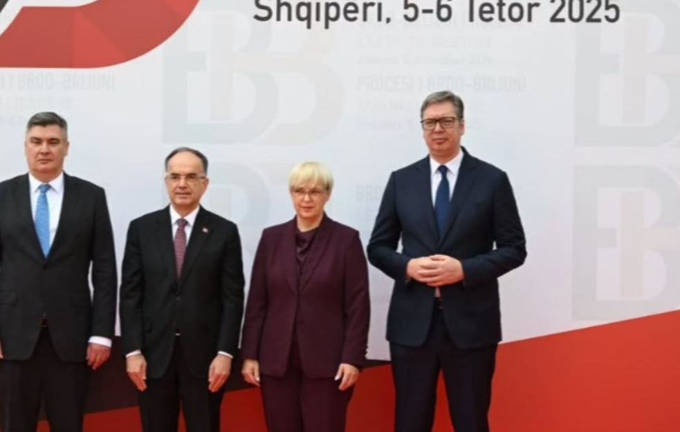 Vučić na samitu u Draču: Srbija posvećena naporima da proširenje EU ostane jedan od prioriteta