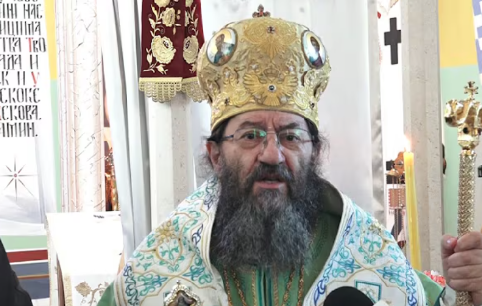 Sinod SPC pokrenuo istragu protiv mitropolita žičkog Justina zbog podrške građanima