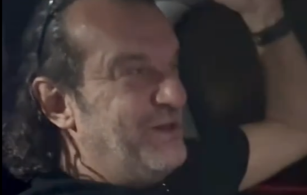  Aca Lukas urnisao Milicu Pavlović: 