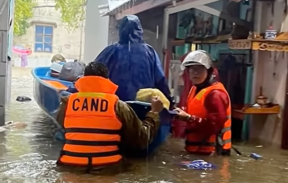 Vijetnam zabeležio više od kvadratnog metra padavina u 24 časa,