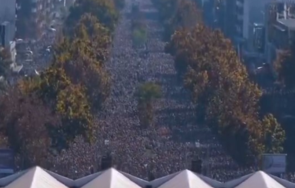 Arhiv javnih skupova izneo procenu: Evo koliko je ljudi prisustvovalo komemorativnom skupu u Novom Sadu