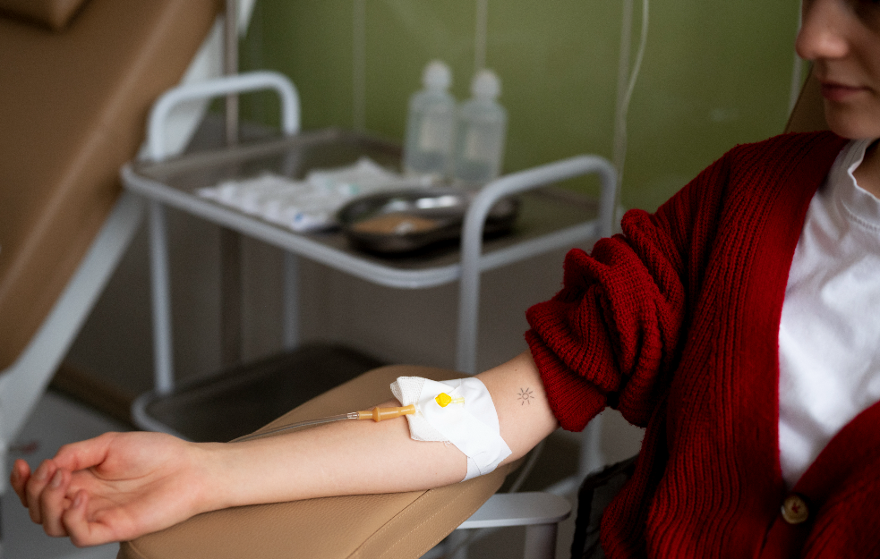 Vitaminske infuzije: Saveznik u borbi sa virusima ili marketinški trik