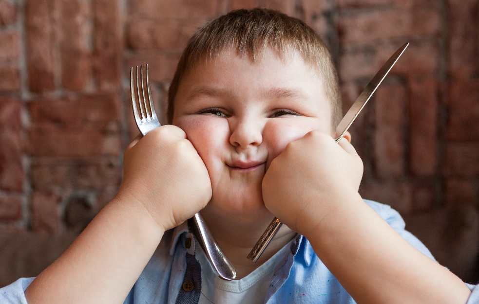 Alarmantan izveštaj o gojaznosti dece: Svako četvrto dete u Evropi ima višak kilograma