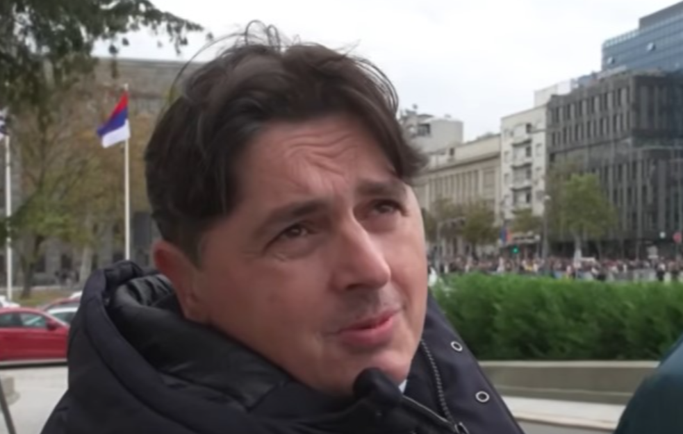 Ne odustaje od štrajka glađu: Uglješi Mrdiću pozlilo, Hitna pomoć morala da reaguje