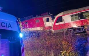 Sudar vozova u Slovačkoj: Povređeno najmanje trideset osoba, mnogi u teškom stanju (VIDEO)