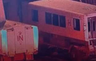 Vozilo za prevoz putnika kod Vašingtona udarilo u dok terminala