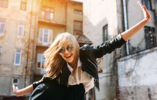 Kome horoskop predviđa život na visokoj nozi u 2026?