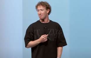 Zakerberg: „Mobilni telefoni više neće postojati i niko ih neće koristiti, dolazi nešto novo“ – neće se svima dopasti