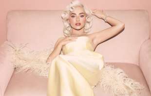 Sabrina Karpenter će glumiti novu Alisu u zemlji čuda