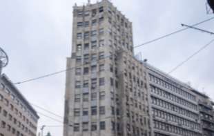 Ko je novi vlasnik sedam spratova Palate Albanija?