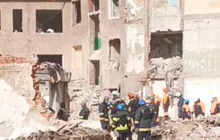 Rusi izveli masovni napad na Ukrajinu