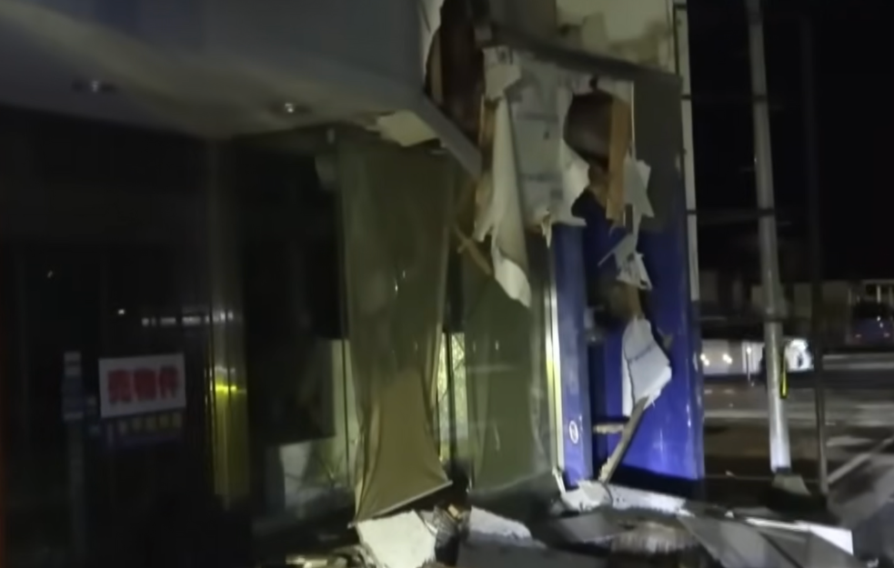 Vlada Japana upozorava na mogući jači potres: 30 povređenih u zemljotresu