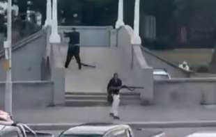 Raste broj žrtava u terorističkom napadu u Sidneju: Do sada 16 mrtvih i 38 povređenih