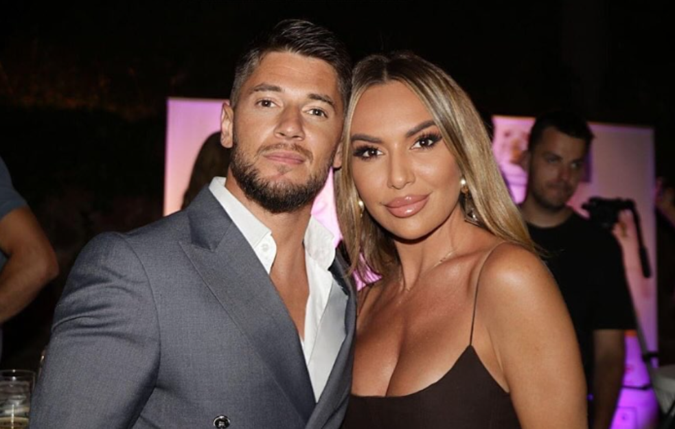 Joca Stefanović postaje tata prvi put? Objavio fotku sa 5 godina starijom koleginicom