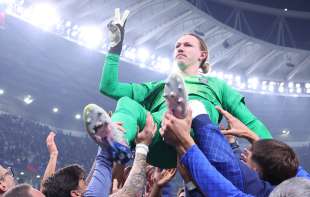 Ruski golman doneo PSŽ-u svetsku titulu