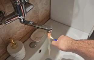 Opet gori voda sa česme kod Zrenjanina (VIDEO)