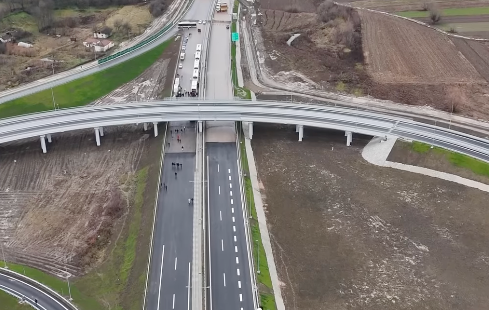 Auto-put od Vrnjačke Banje do Vrbe otvoren za saobraćaj, besplatno do 14. januara