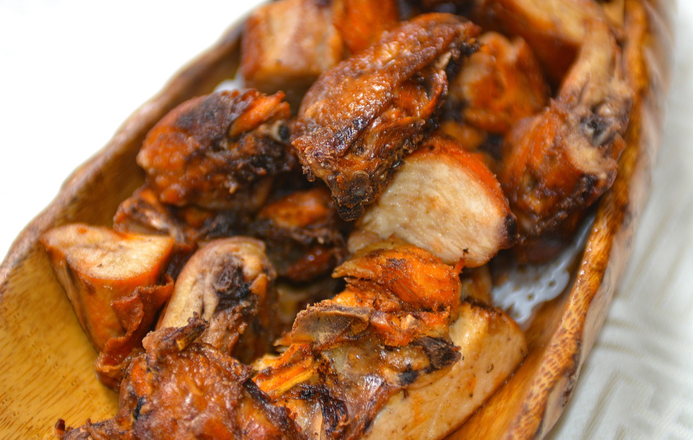 MARINADA ZA PEČENJE: Nekoliko koraka vas deli do najsočnijeg mesa