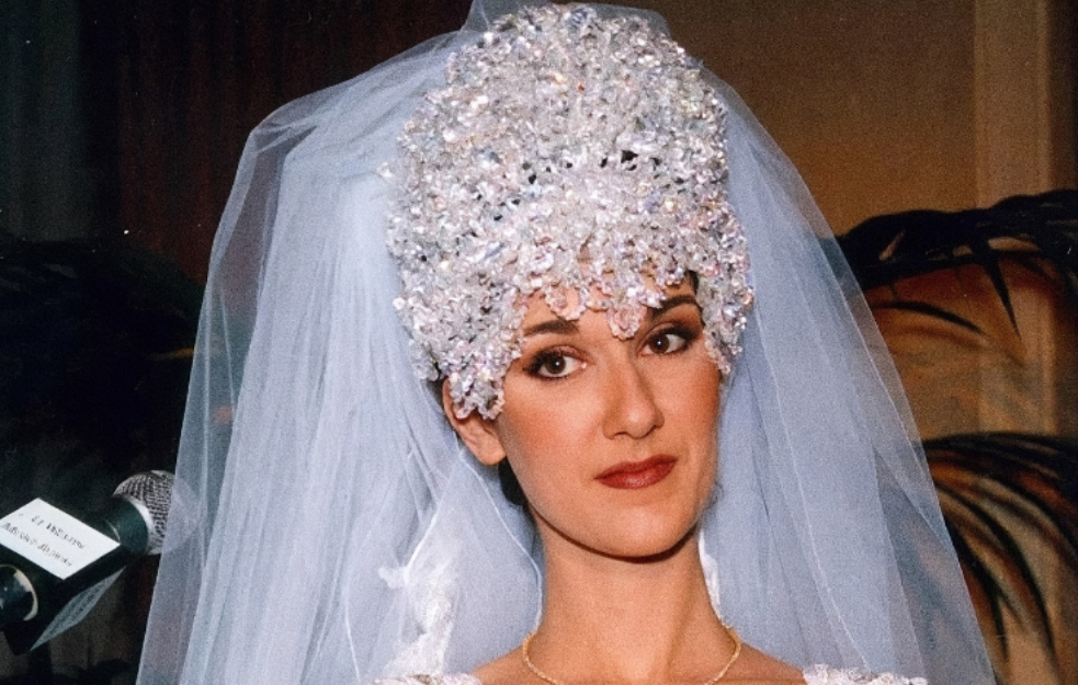 Grandiozna haljina i šlep od 6m bilo je sve o čemu je sanjala, pa je zbog venčanice završila u bolnici