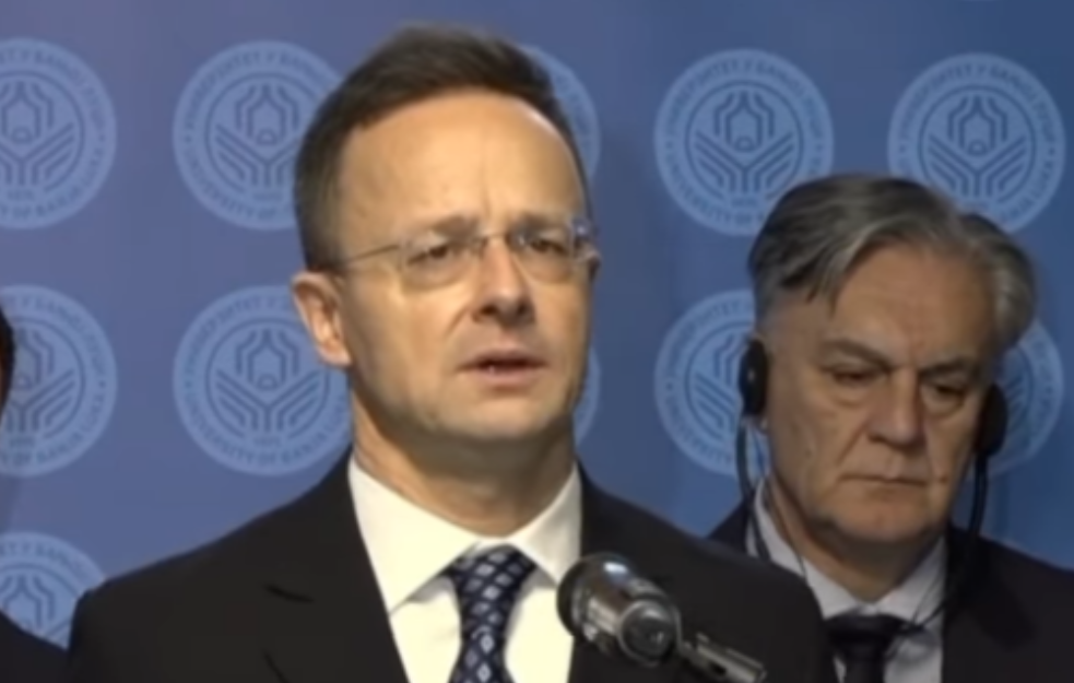 Sijarto: Povećanje udela Srbije u NIS matematički moguće