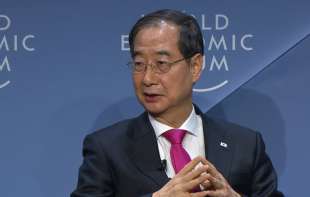 Osuđen bivši premijer Južne Koreje: Zbog uvođenja ratnog stanja 23 godine robije