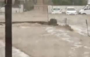 Haos u Atini zbog nevremena