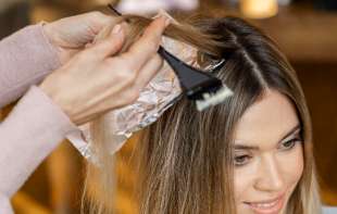 Koliko puta godišnje je najbolje farbati kosu ? 